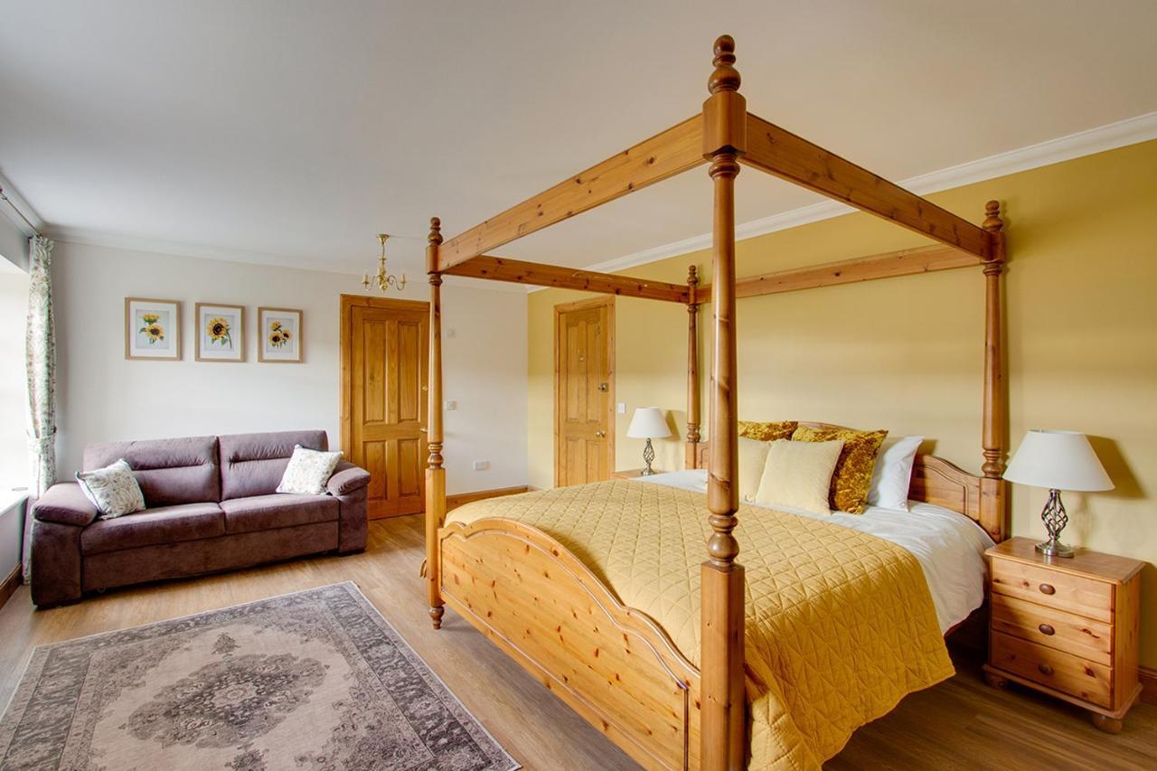 Home Farm B&B - Sunflower Room Forfar Buitenkant foto