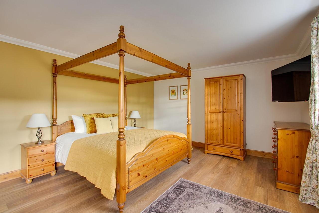 Home Farm B&B - Sunflower Room Forfar Buitenkant foto